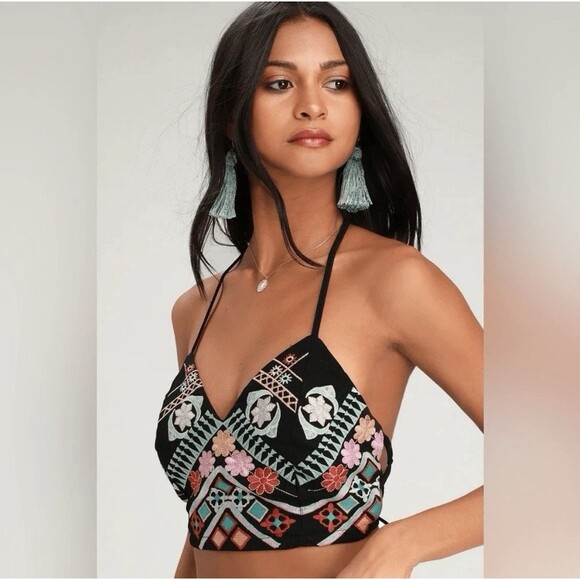 Lulu’s Rhythm is Gonna Get You Embroidered Black Size Small - Picture 1 of 10